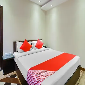 Bed & Breakfast Cedar Court, Delhi (National Capital Territory of India)